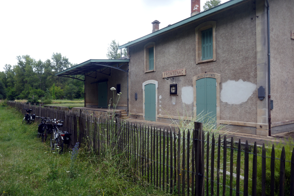 Une ancienne gare à Frontenac, belle pause sur une journée de cyclotourisme