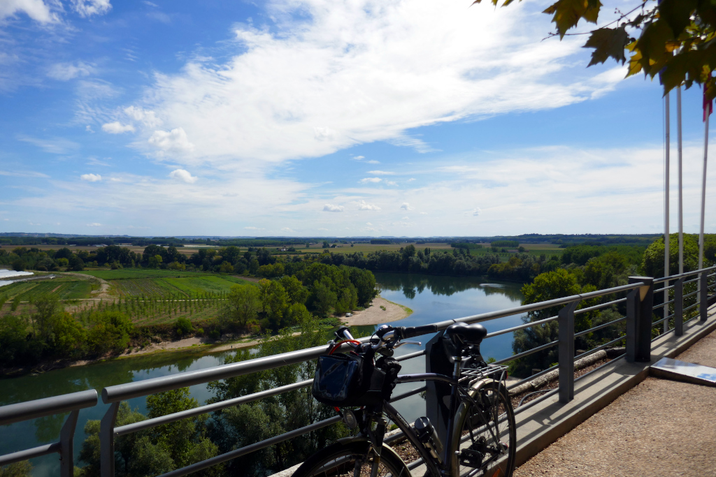 Pause incontournable dans l'itinéraire Bordeaux Toulouse à vélo