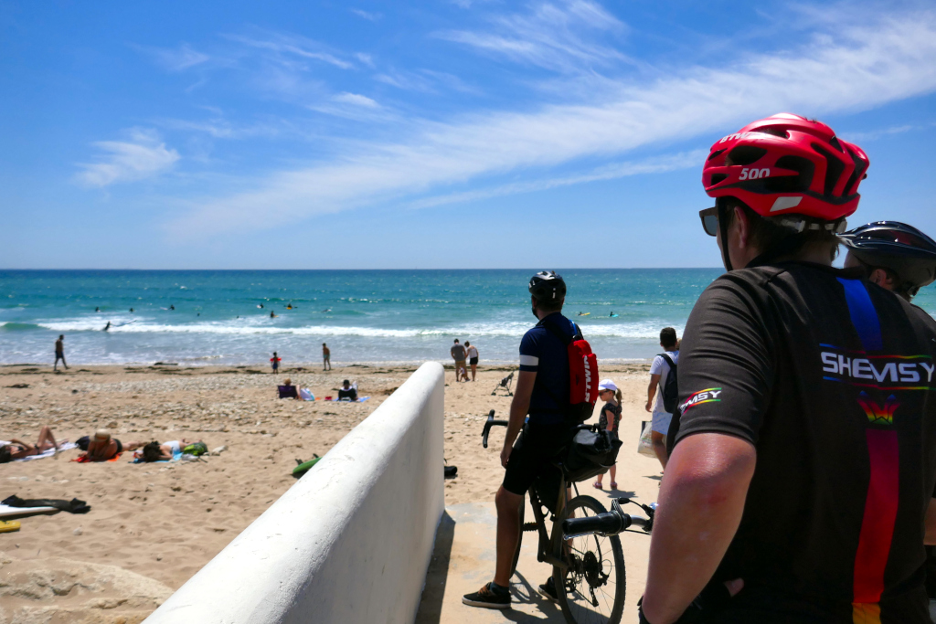 Ile de Ré à vélo passe par la plage du Gros Jonc