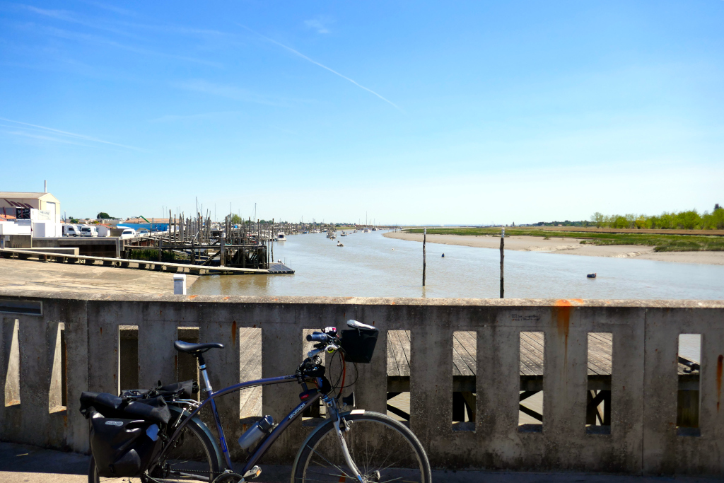 La Rochelle - La Tranche-sur-Mer à vélo et la traversée du Lay à l'Aiguillon
