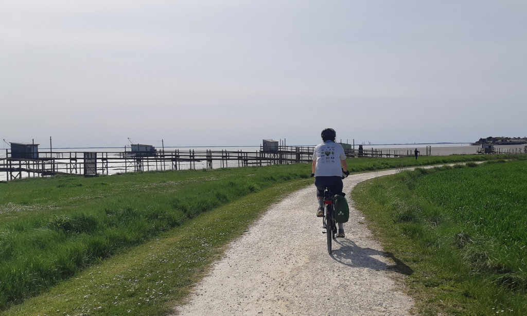 Cyclotourisme le long des carrelets